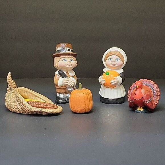 Thanksgiving Pilgrim Couple,Horn Of Plenty, Hand Painted Ceramic Vintage (1) - Picture 1 of 12